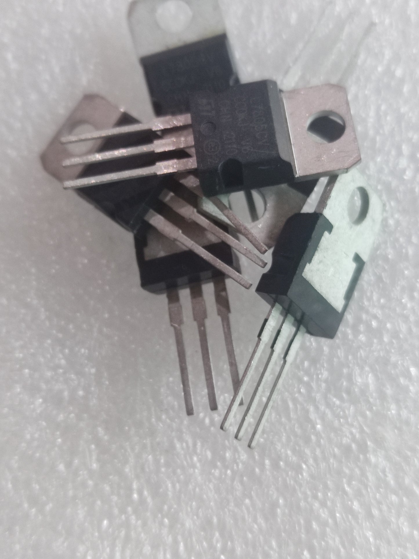 7805 Regulator