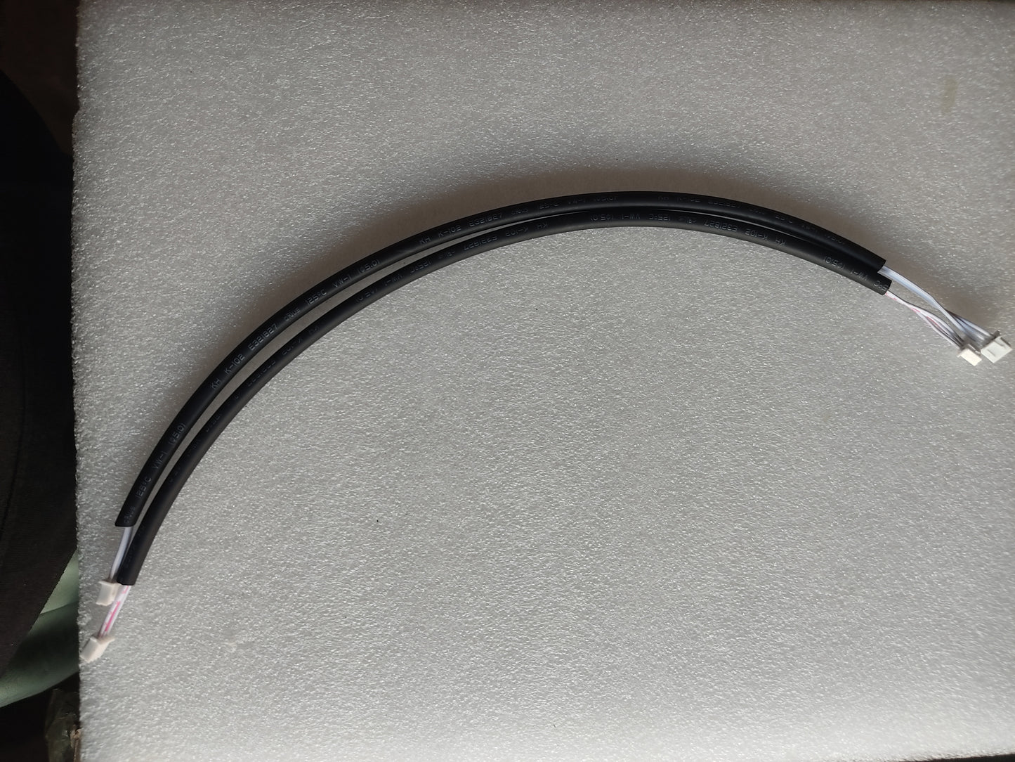 CABLE 3 PIN MPPT TO MAINBOARD