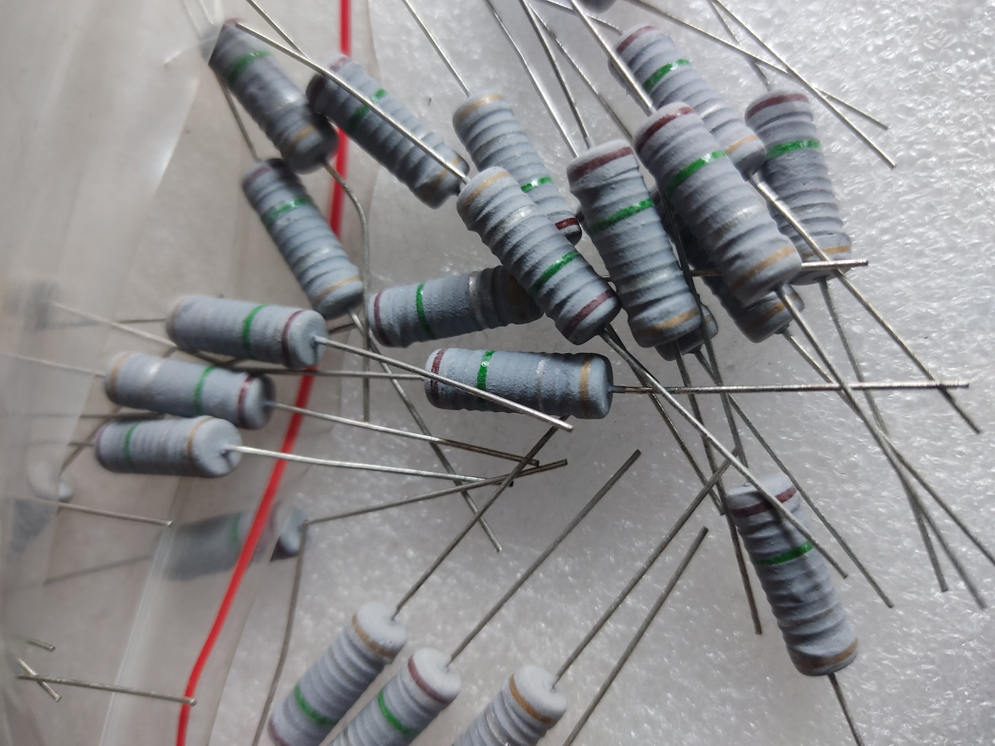 R 0.15 OHM 3W