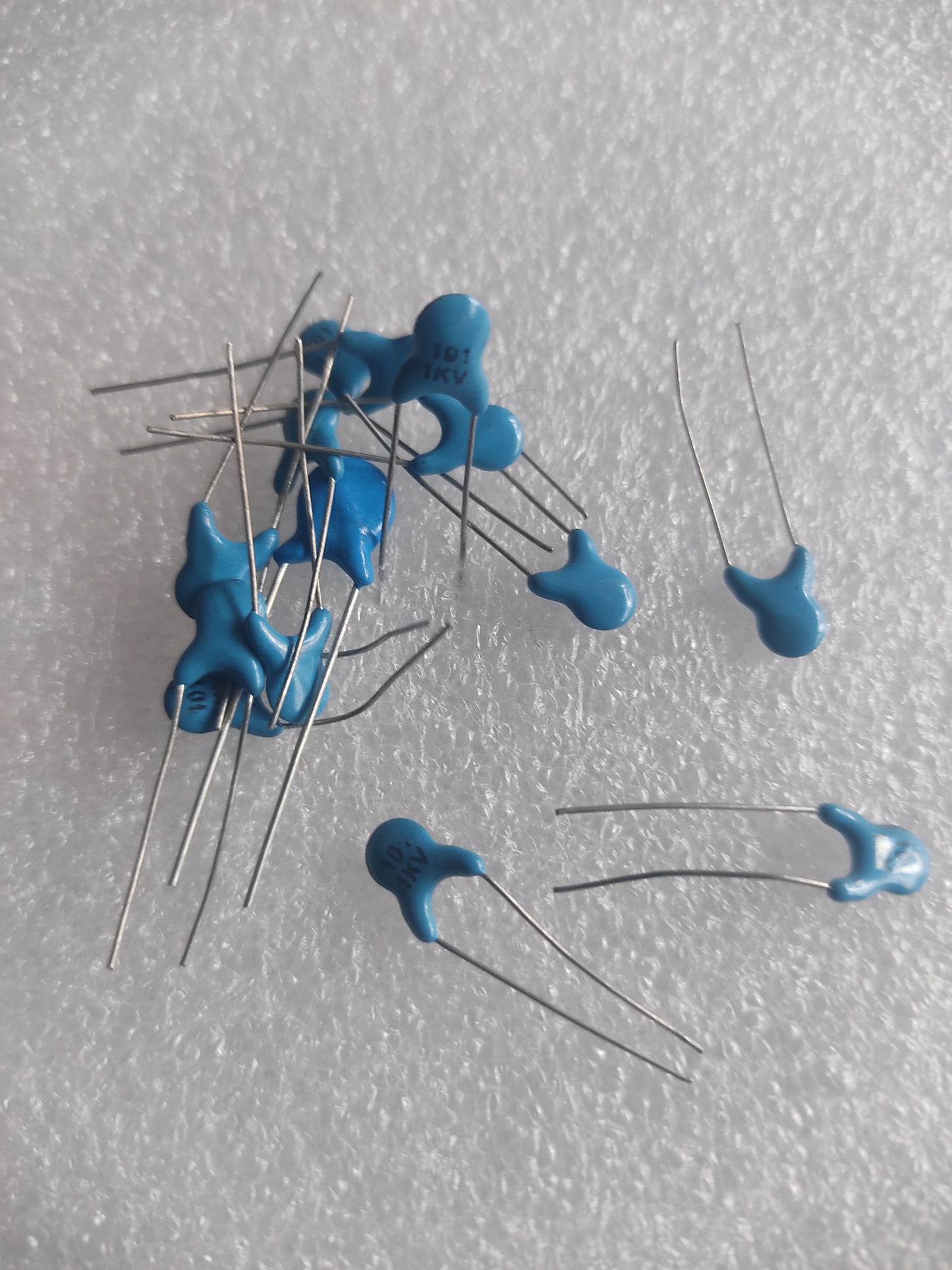 PF 101 -1KV