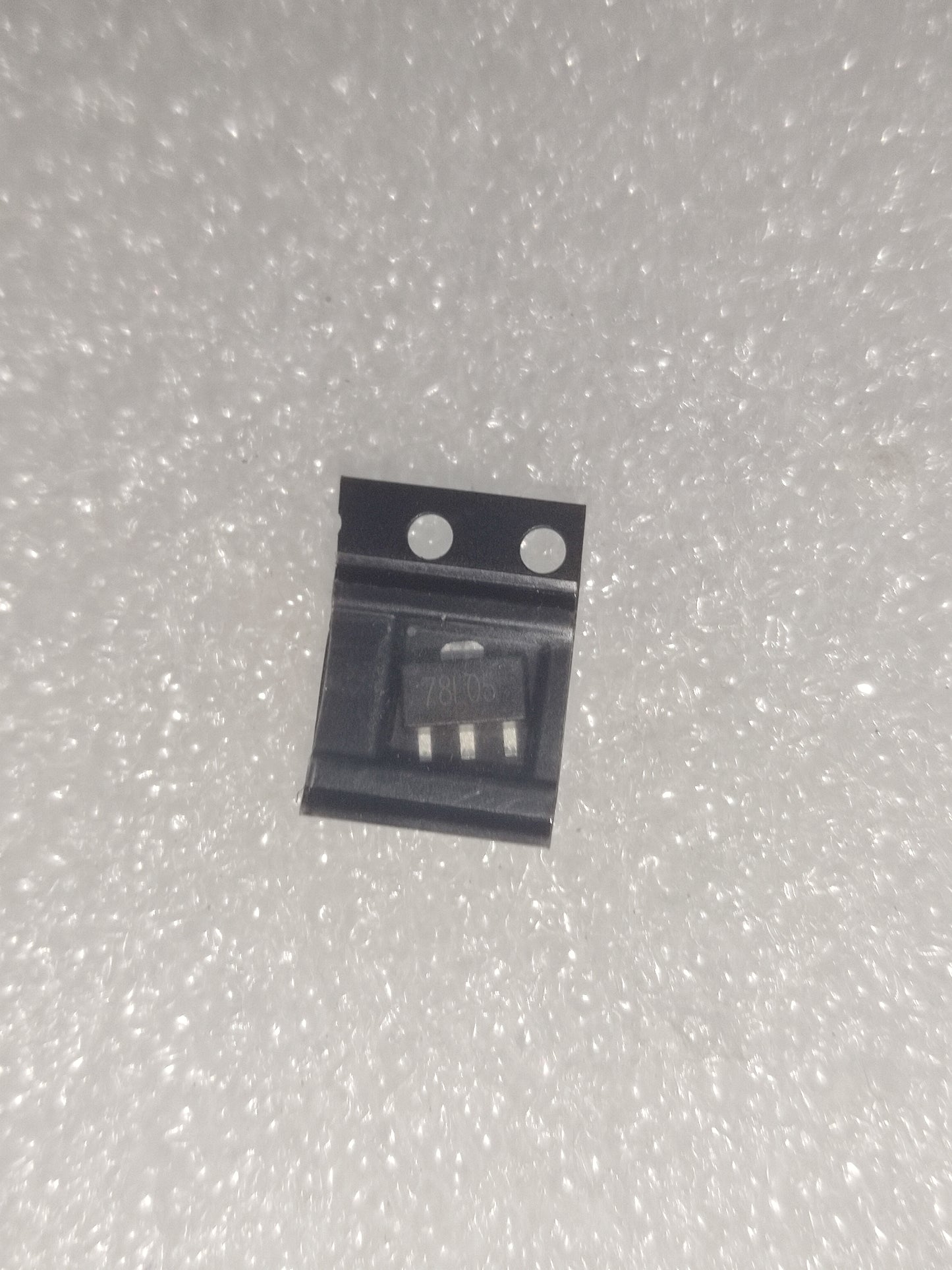 Regulator 7805 smd