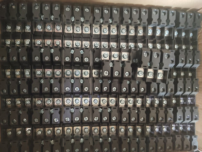 AC INPUT OUTPUT CONNECTOR 3 PIN