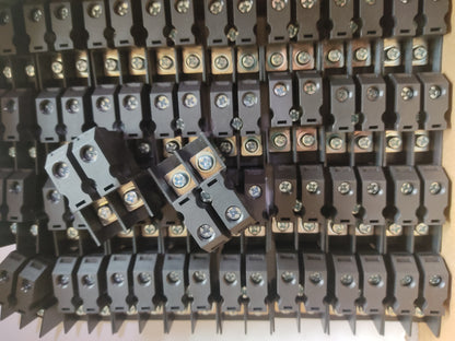 AC INPUT OUTPUT CONNECTOR 2 PIN