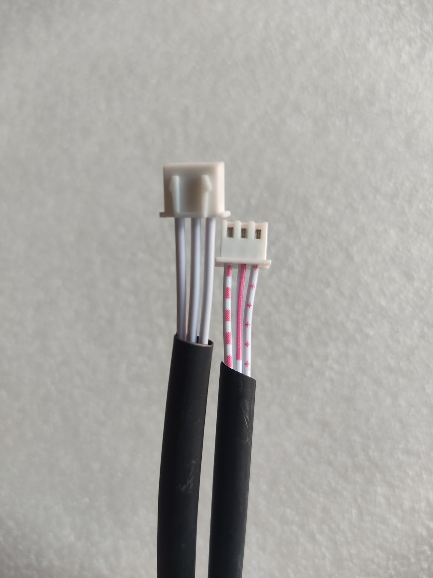 CABLE 3 PIN MPPT TO MAINBOARD
