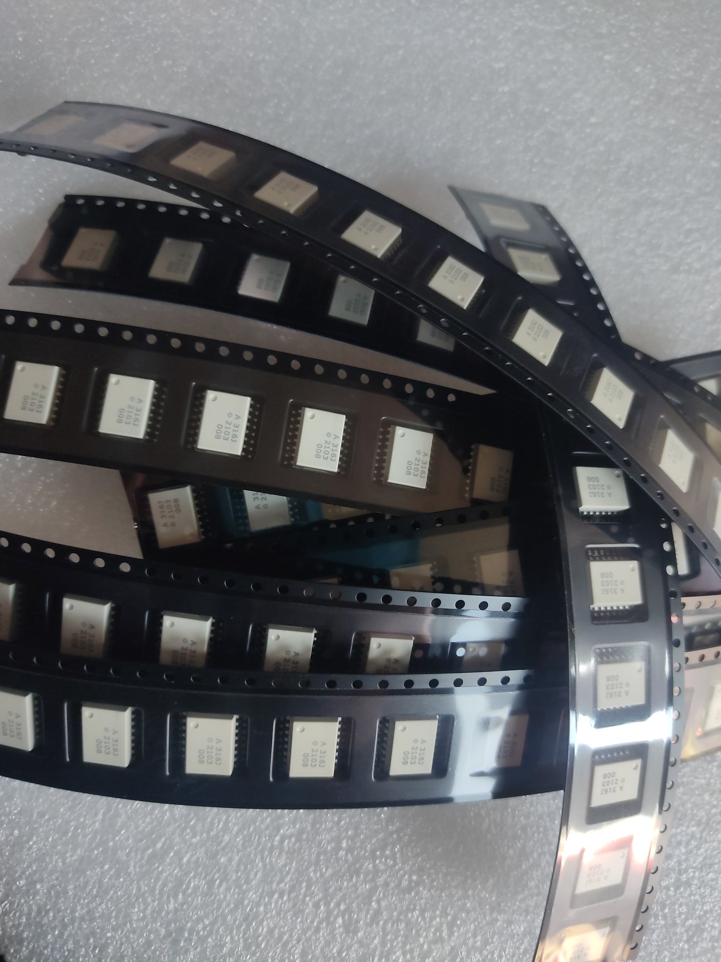 HCPL-A316J SMD (1)