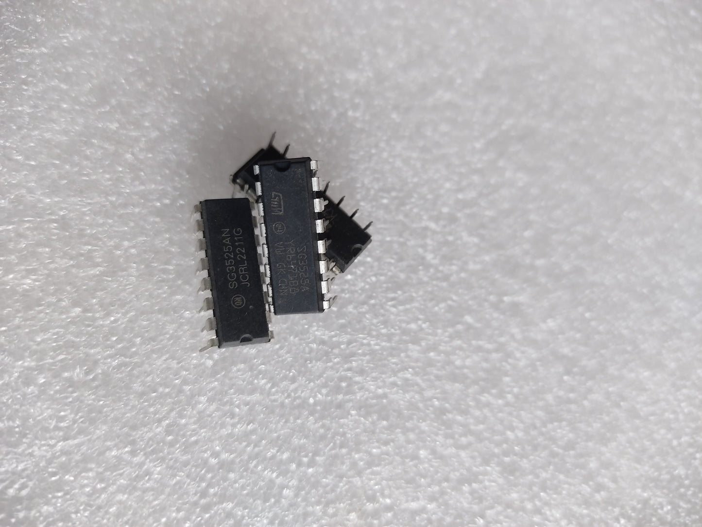 IC KA3525 IC