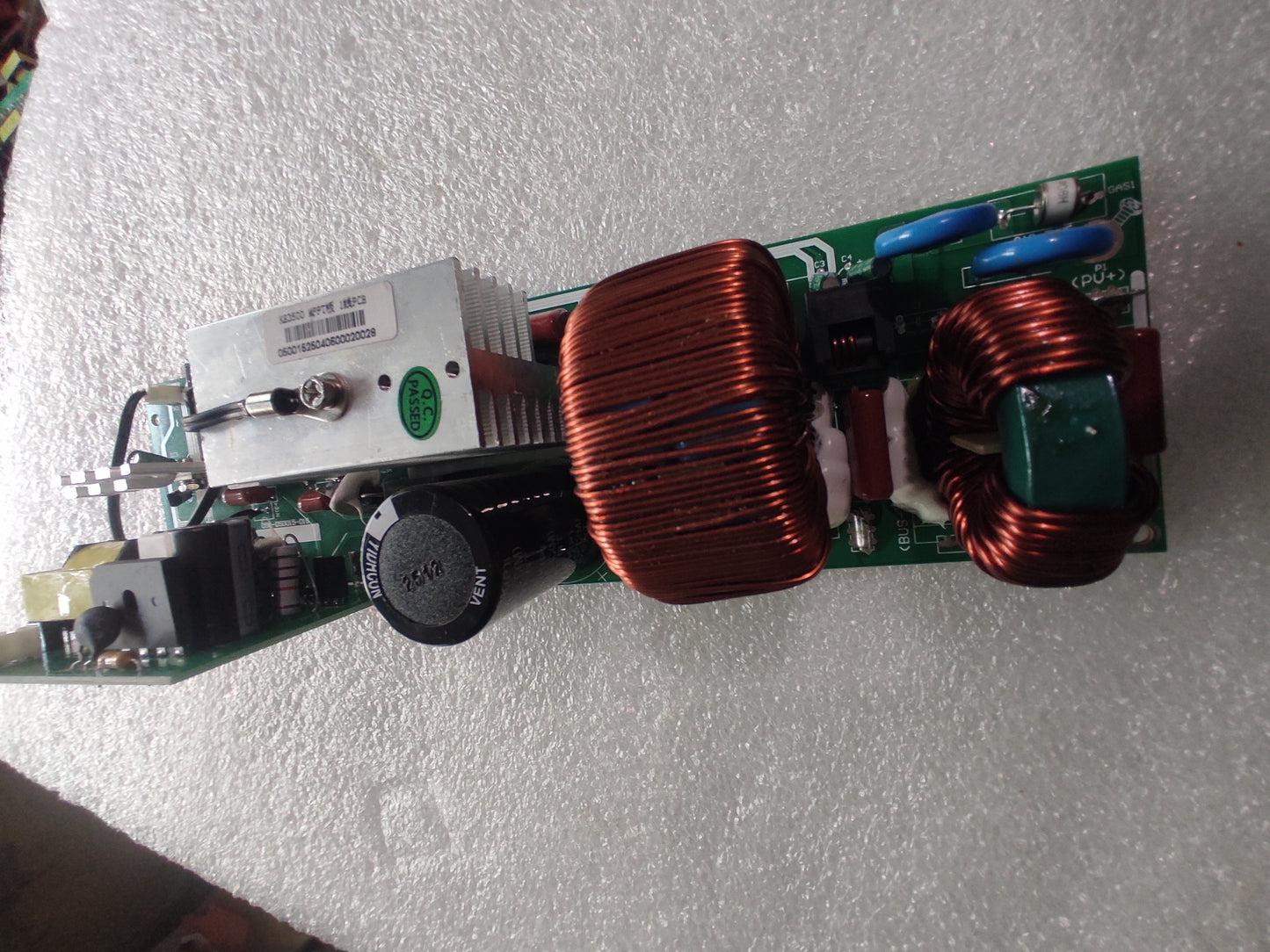 MPPT CONTROLLER