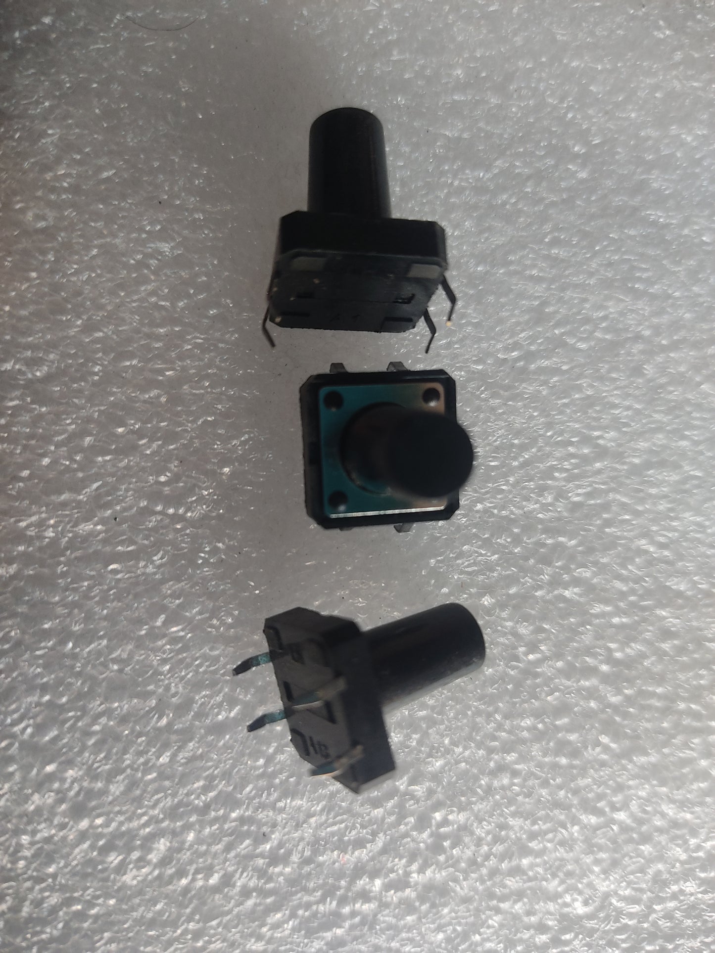 PUSH button SWITCH