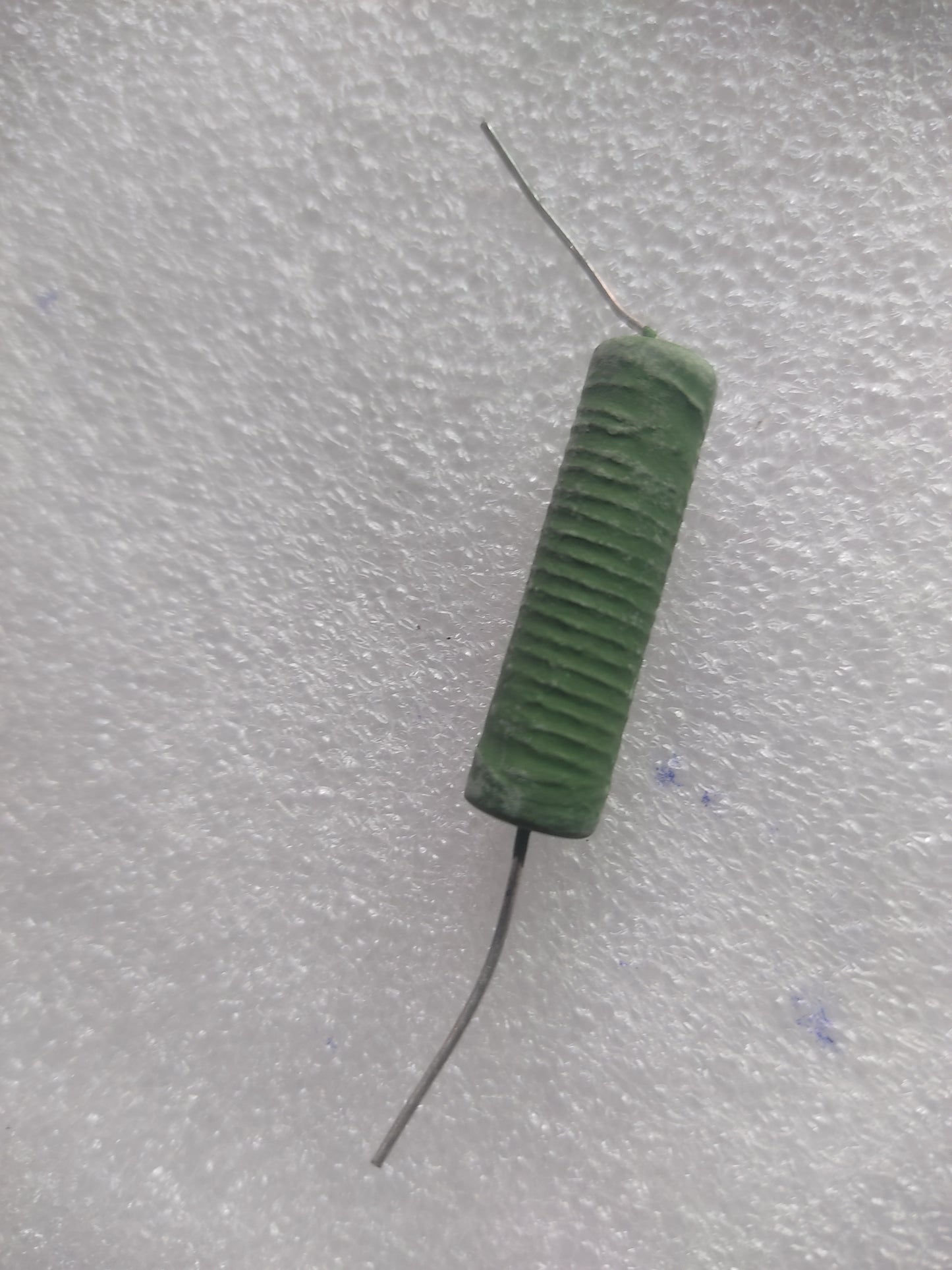 R 0.05 OHM 5%