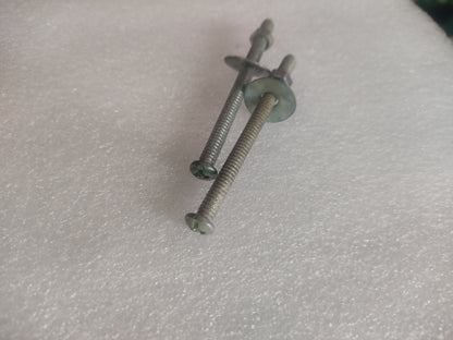 SCREW 2.5"