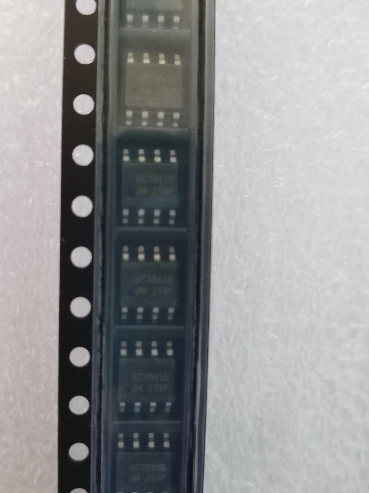 UC 3845 SMD